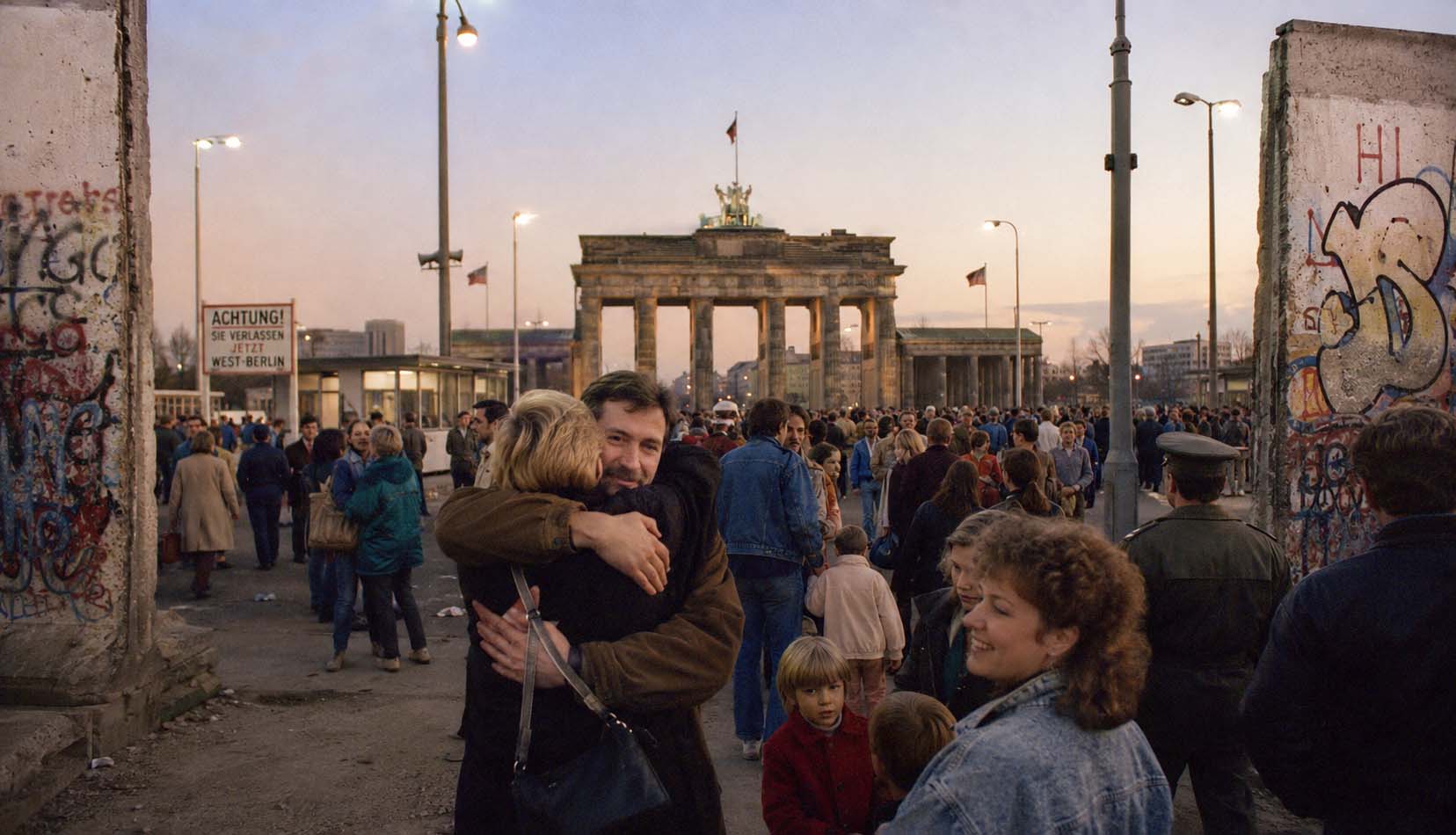 Caída del Muro de Berlín, 9 de noviembre de 1989
